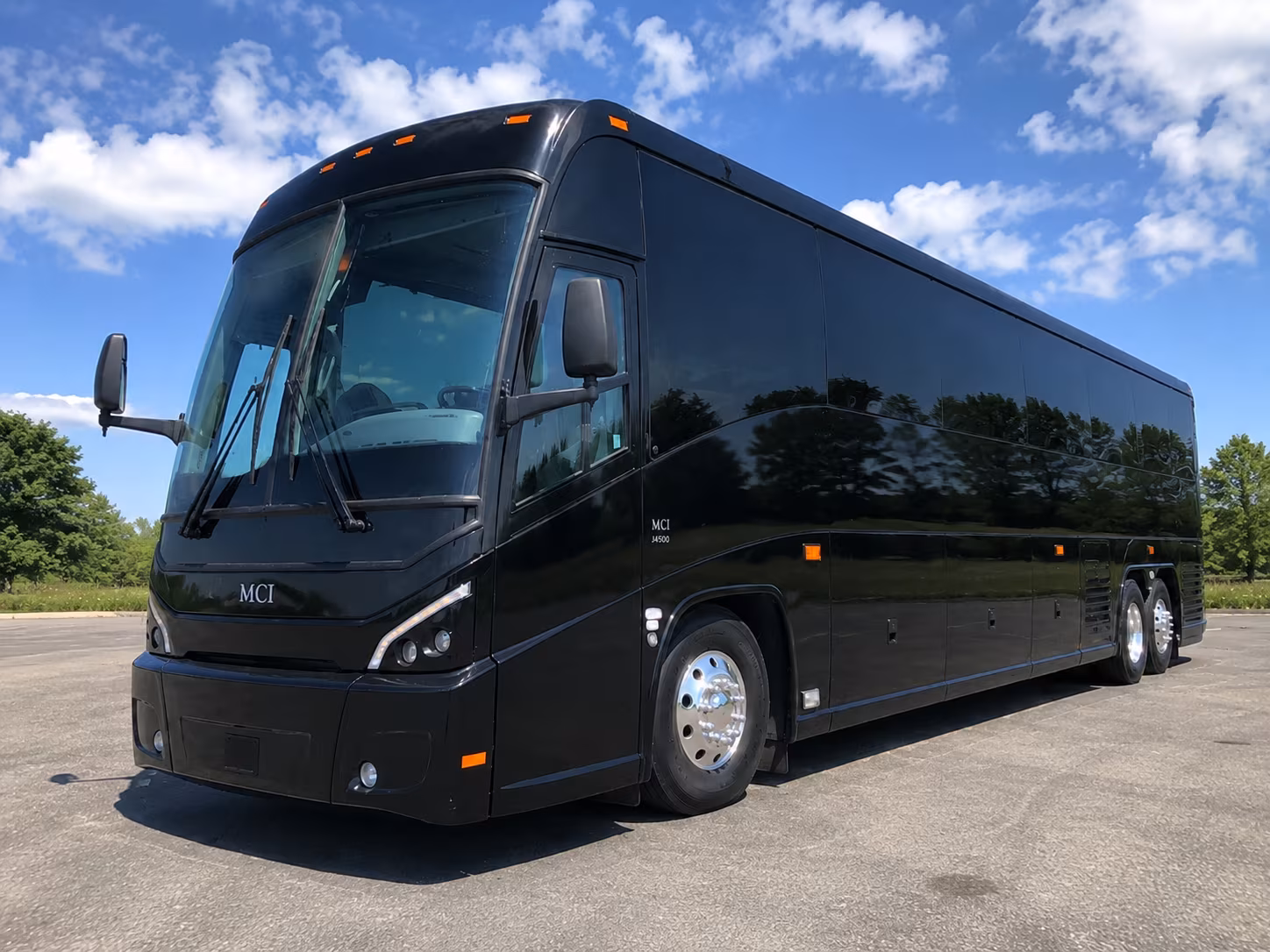 rose bowl bus rentals for burbank groups heading to pasadena